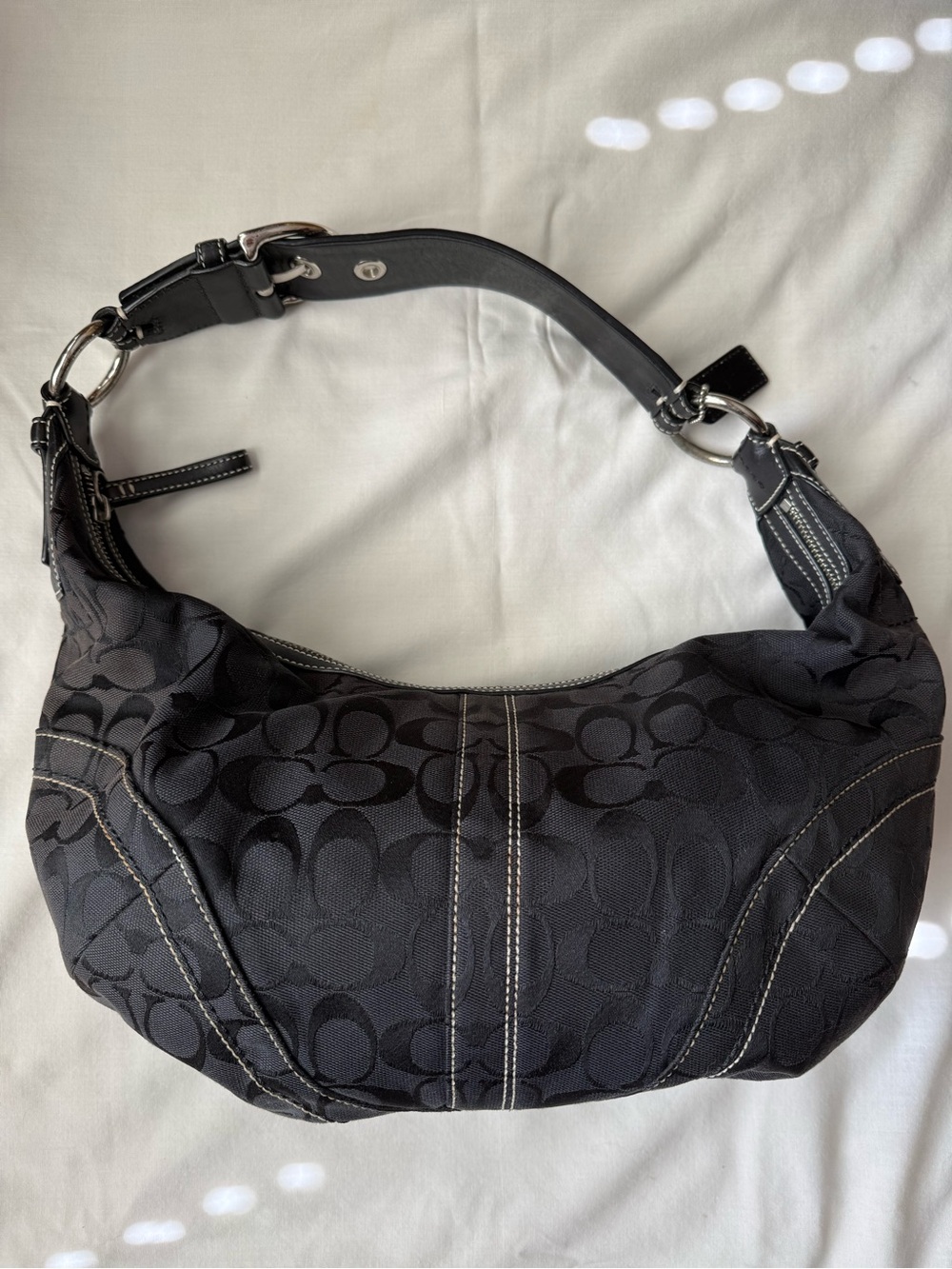Excellent Vintage Condition Coach Soho Signature C Canvas Bag Black 10075